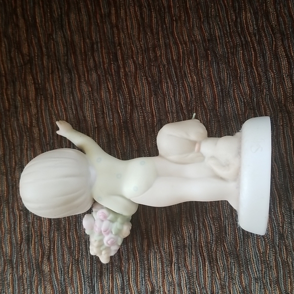 Precious Moments 1997 Limited Edition Figurine - Picture 3 of 4